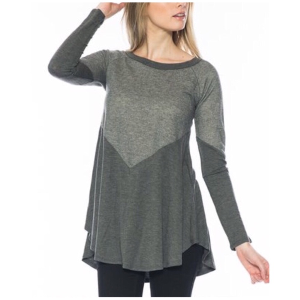 SUN & MOON Gray color block long sleeve Top